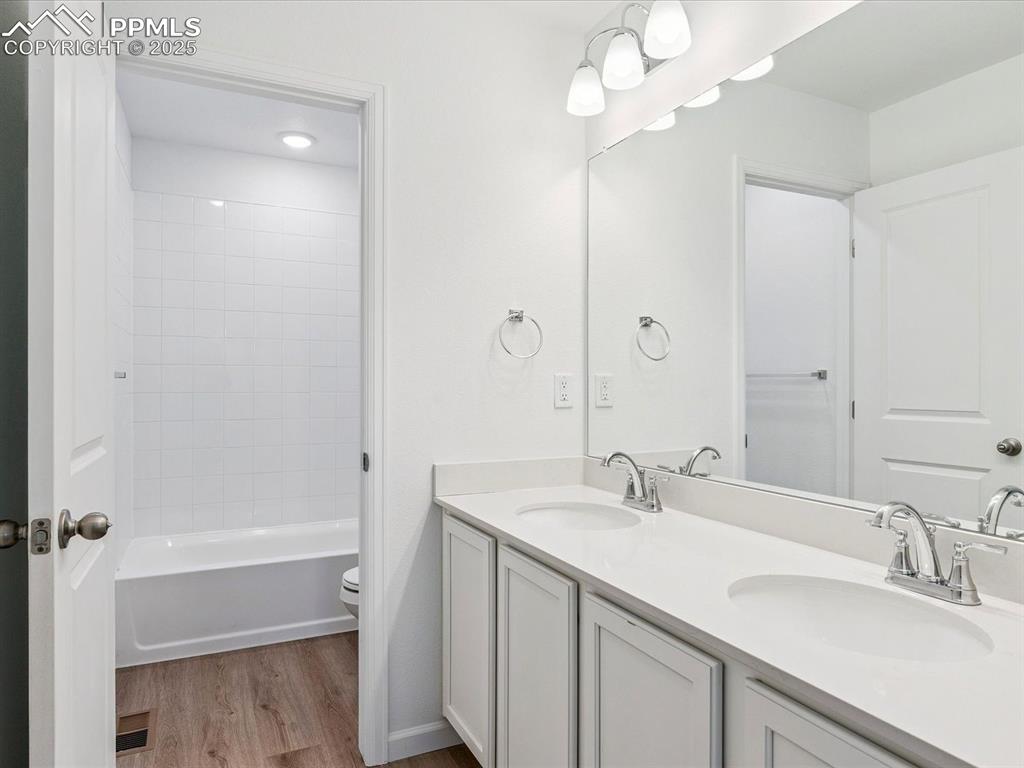 Image 14 of 21: No Description Available