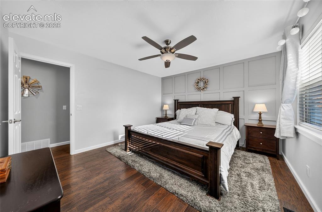 Image 13 of 43: Bedroom