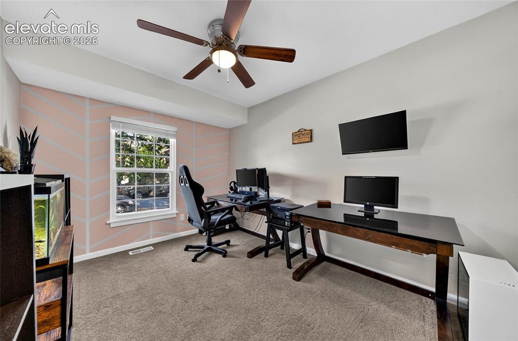 Image 20 of 43: Office