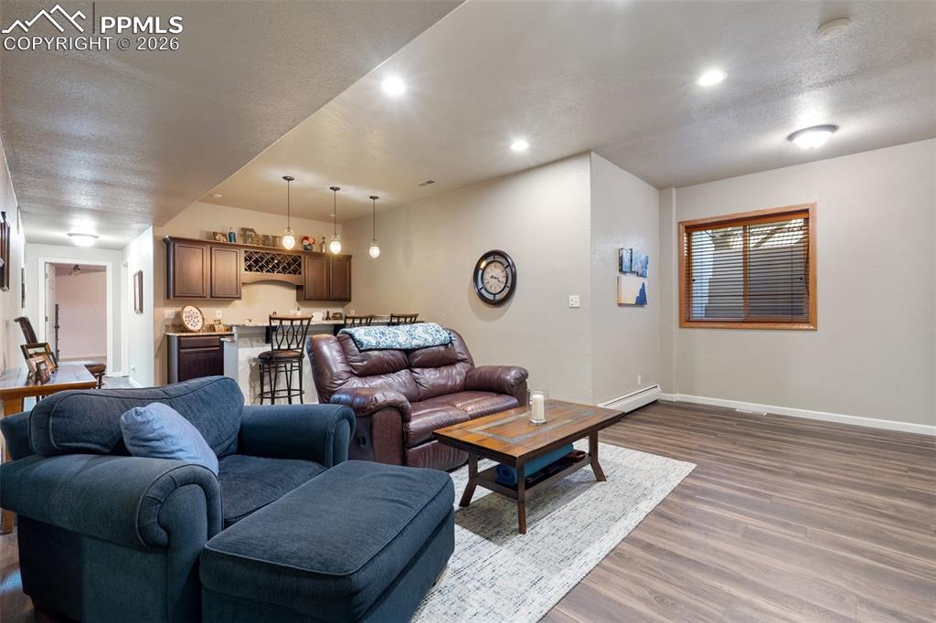 Image 4 of 50: Living Room