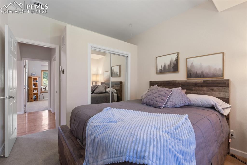 Image 42 of 50: Bedroom