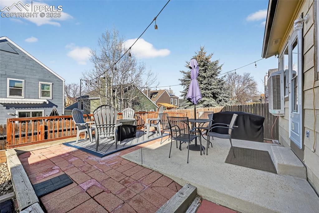 Image 28 of 31: Patio