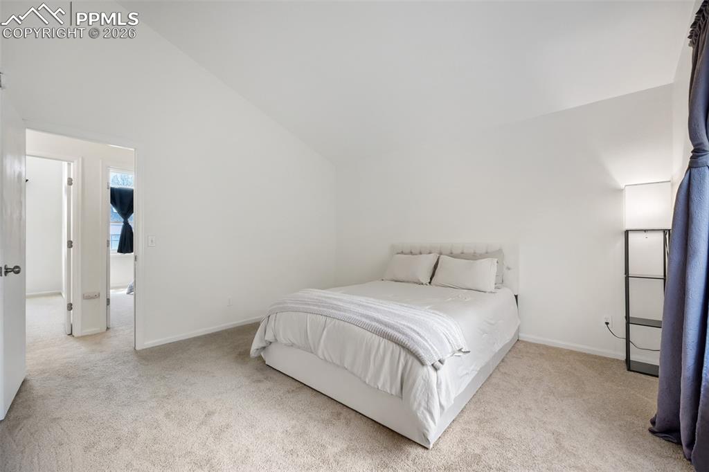 Image 13 of 26: Bedroom