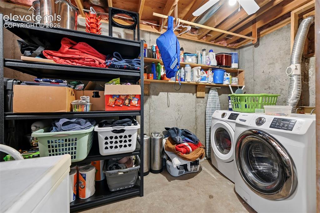 Image 37 of 44: Laundry