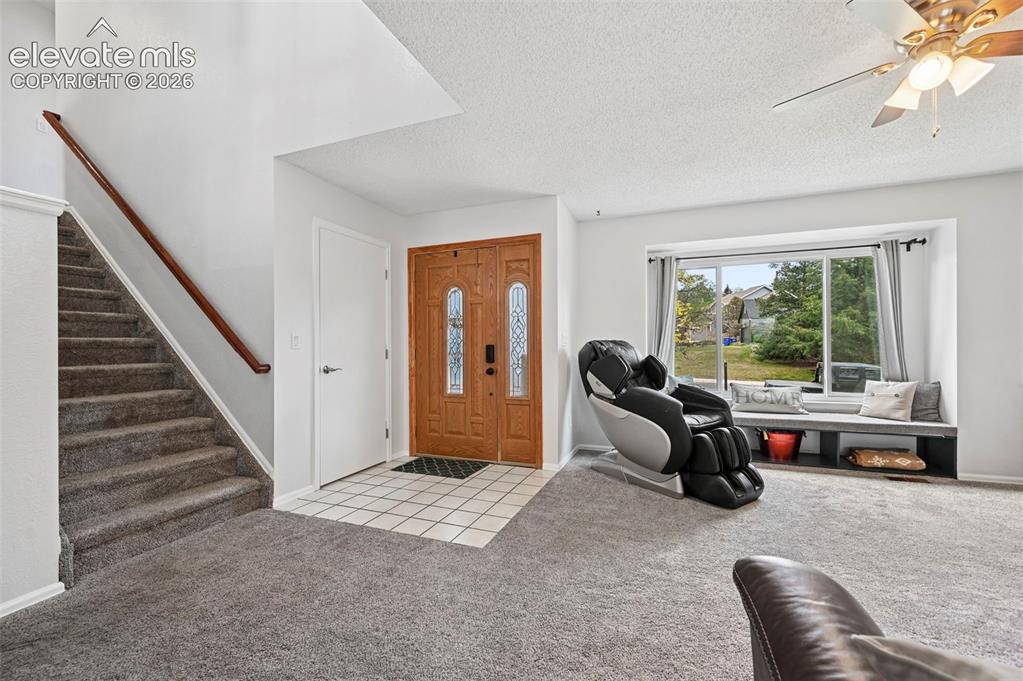 Image 8 of 44: Entry