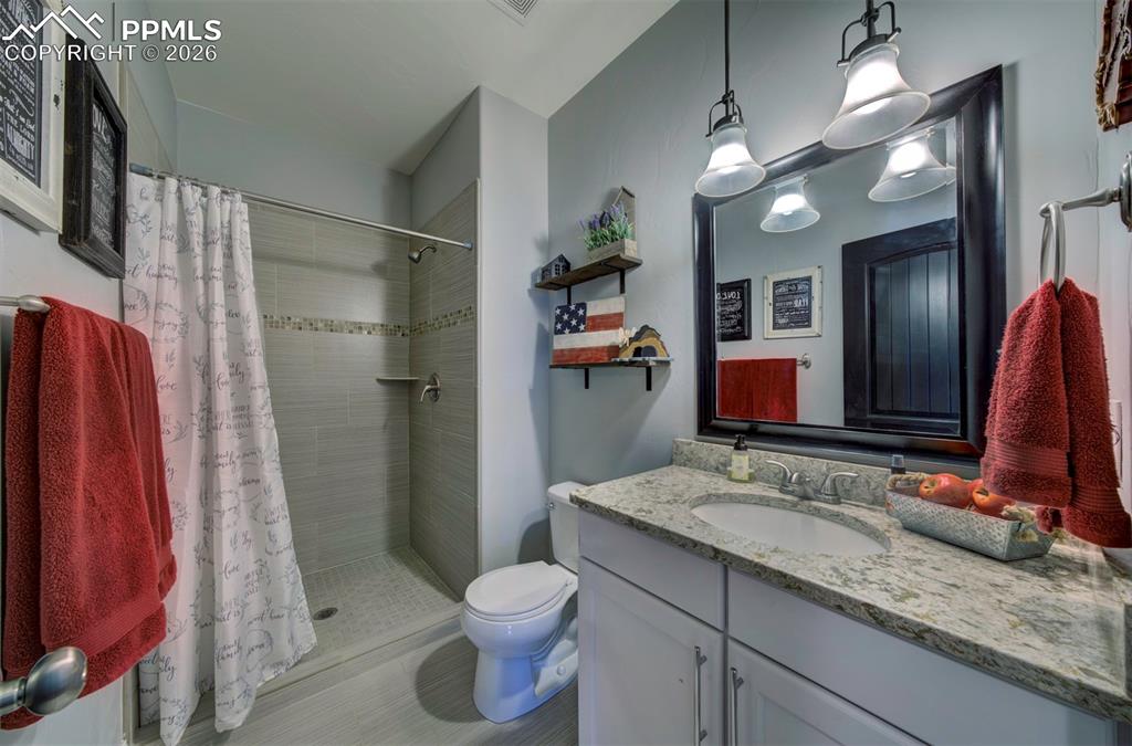 Image 23 of 47: Master Bathroom