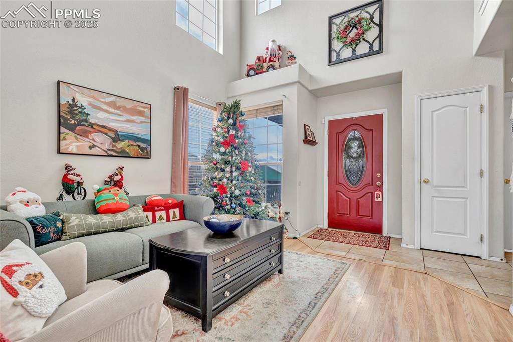 Image 9 of 45: Entry