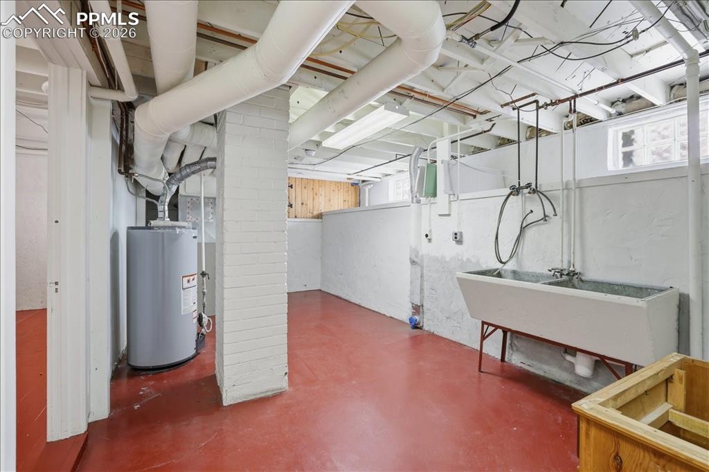 Image 30 of 42: Basement