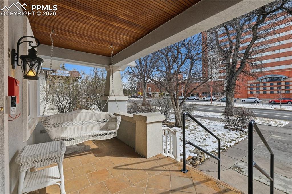 Image 8 of 42: Patio