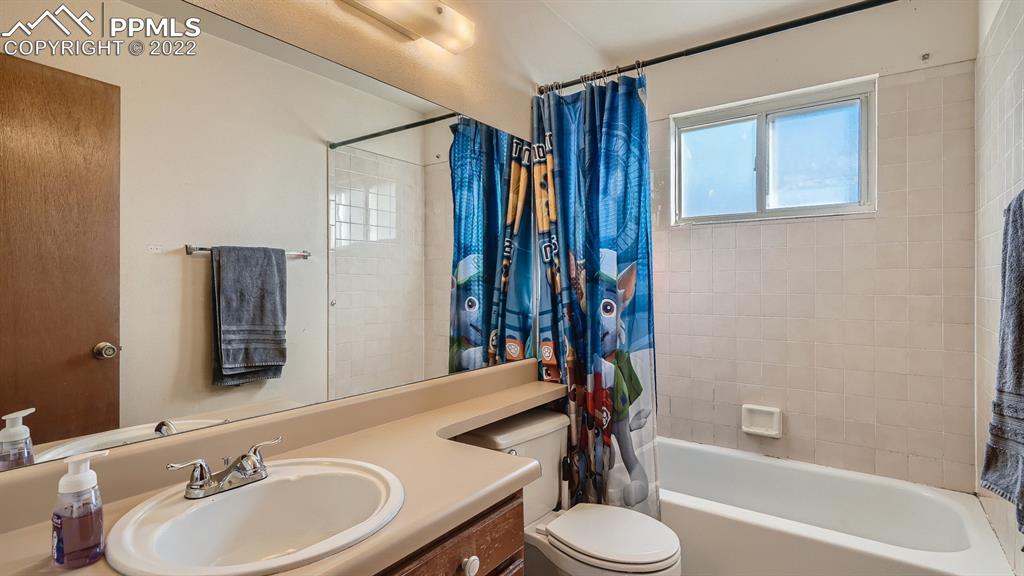 Listing 8094509, Image 16 of 20