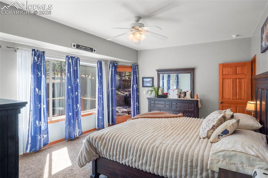 Image 18 of 46: Bedroom