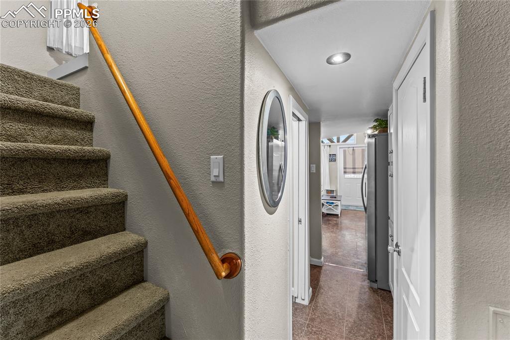 Image 16 of 23: Stairs to loft