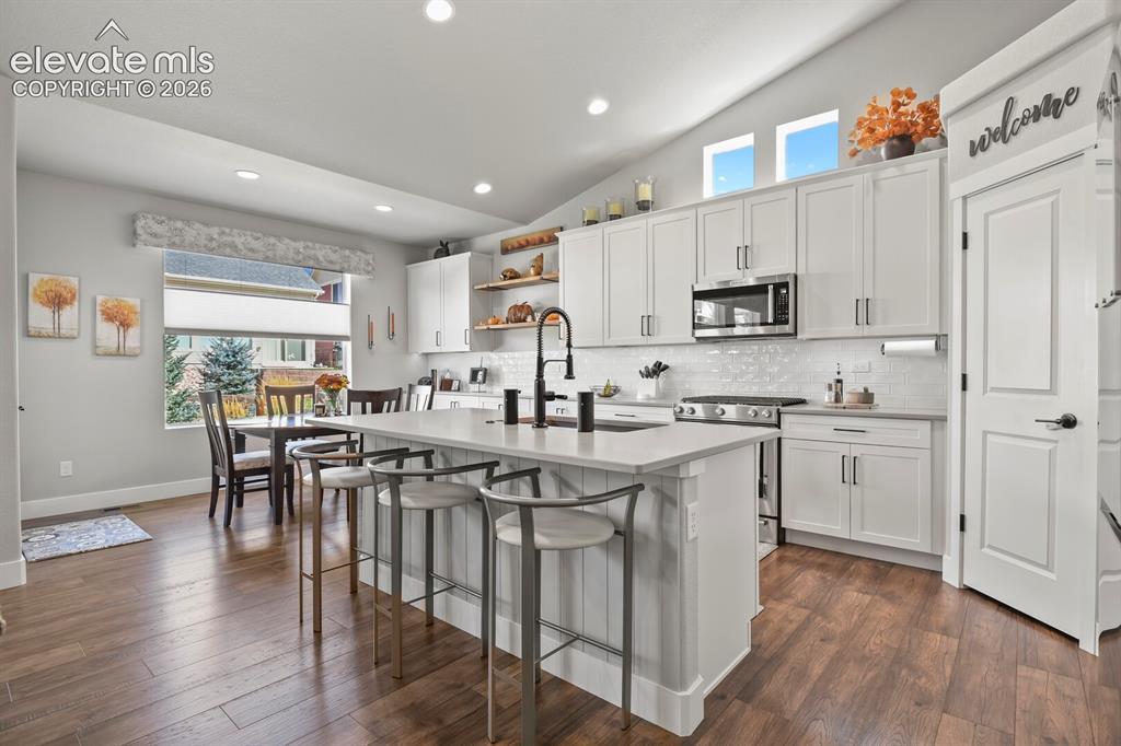 Image 6 of 48: Kitchen