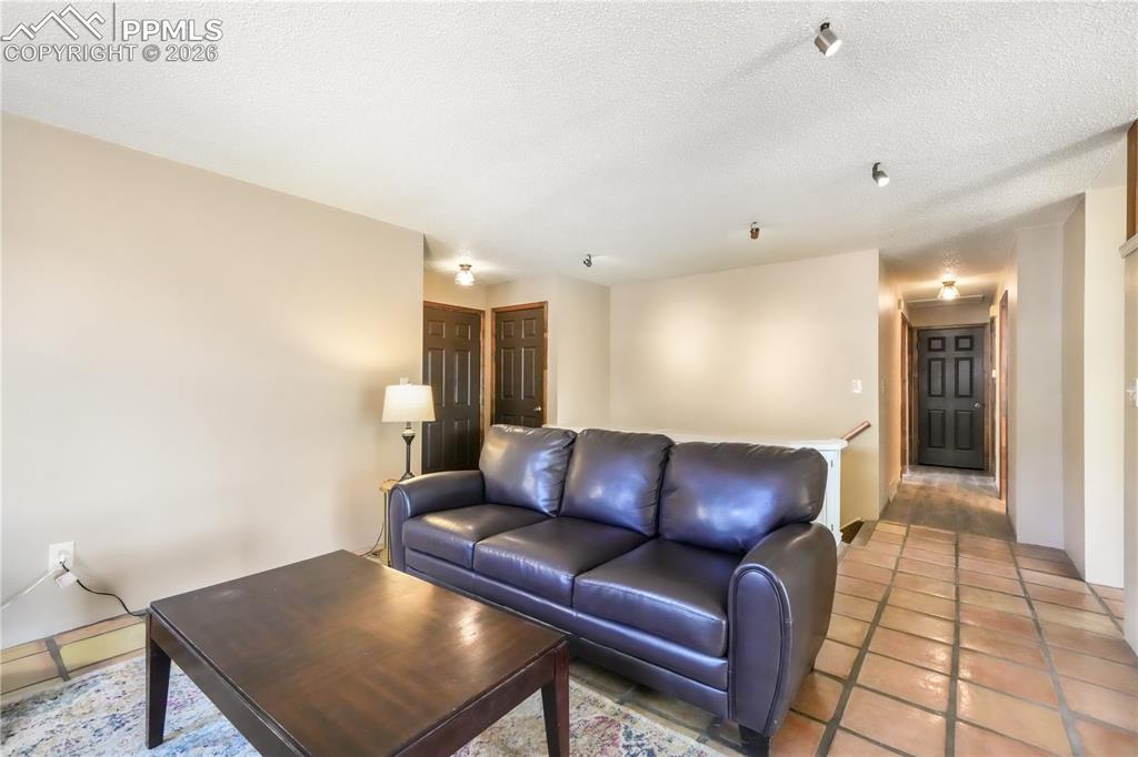 Image 9 of 50: Living Room