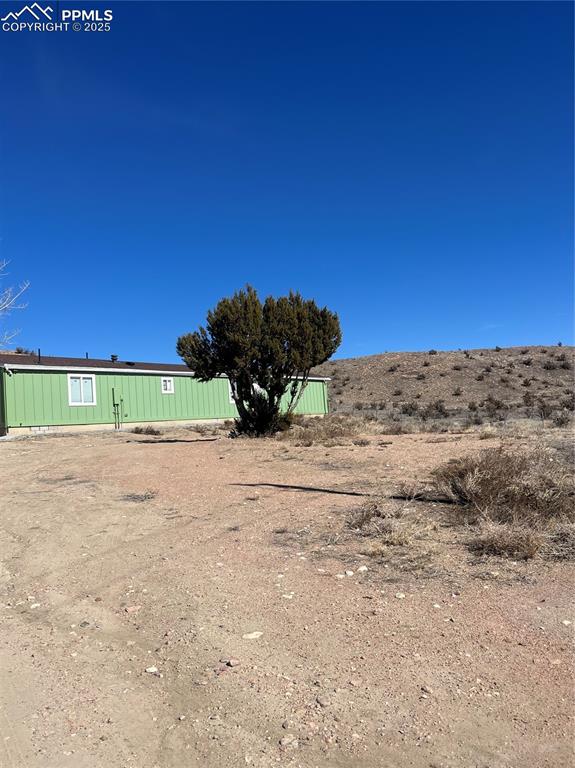 Image 11 of 11: View of yard