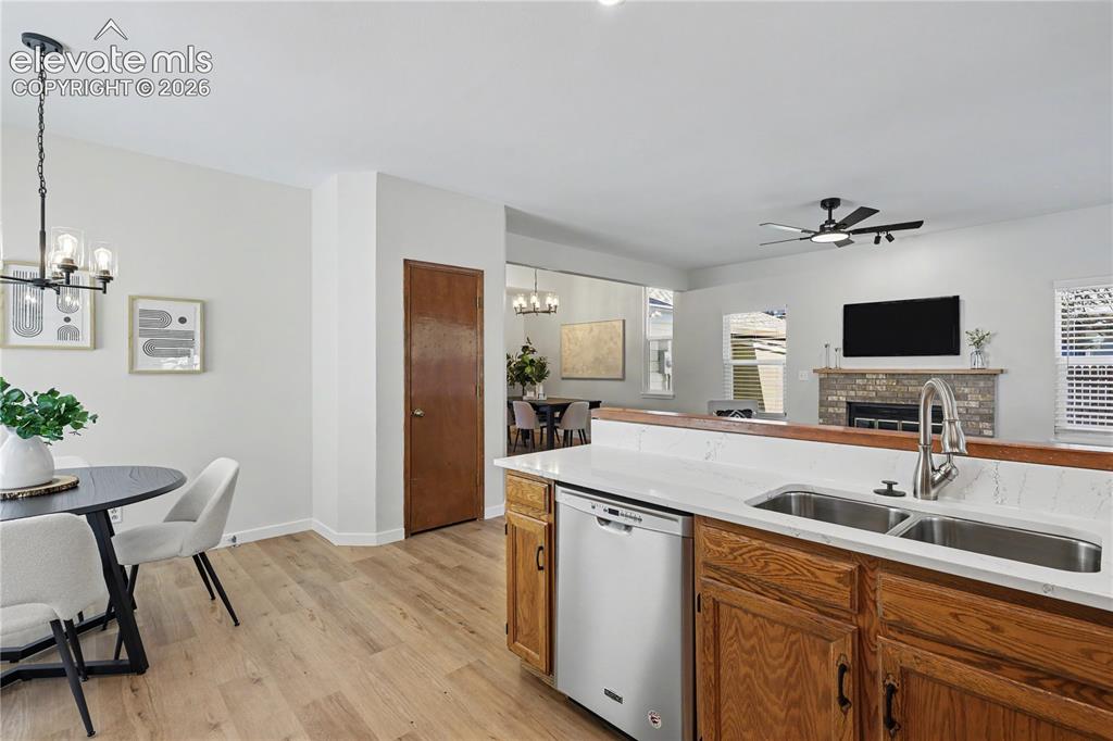 Image 12 of 37: Kitchen