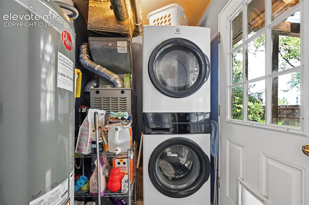 Image 17 of 44: Laundry