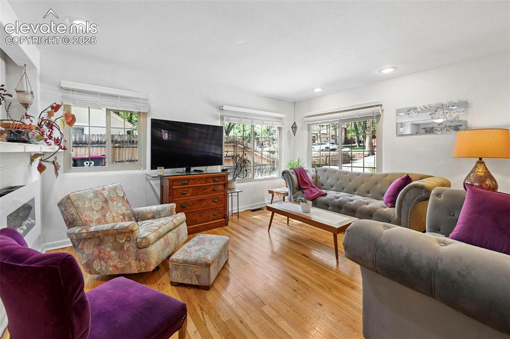 Image 4 of 44: Living Room