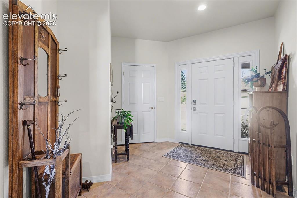 Image 6 of 48: Entry