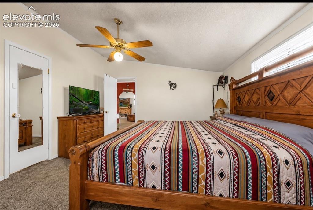 Image 11 of 31: Bedroom
