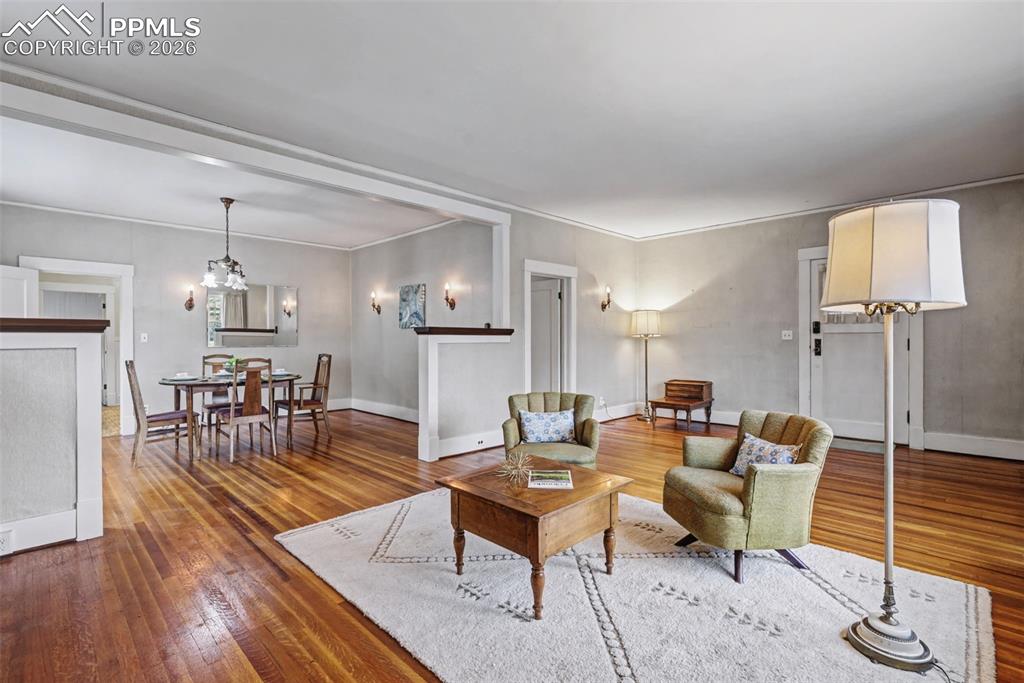 Image 6 of 41: Living Room