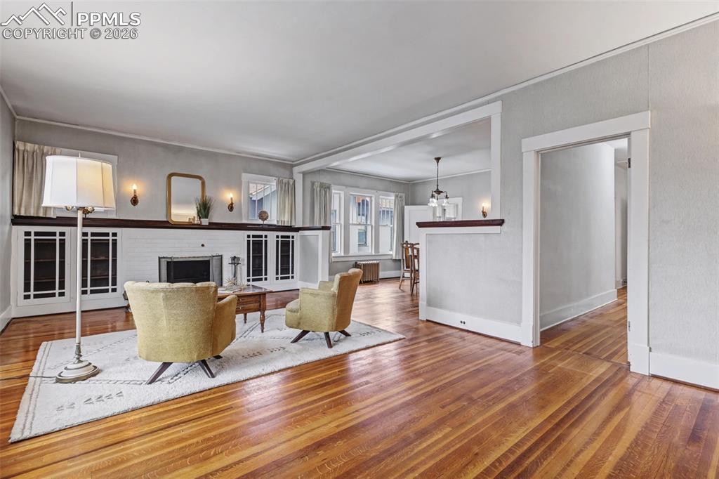 Image 7 of 41: Living Room