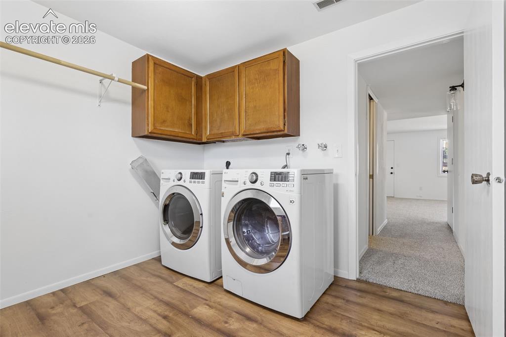 Image 14 of 39: Laundry