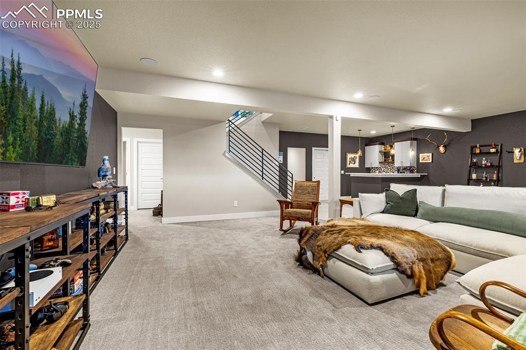 Image 41 of 50: Family Room