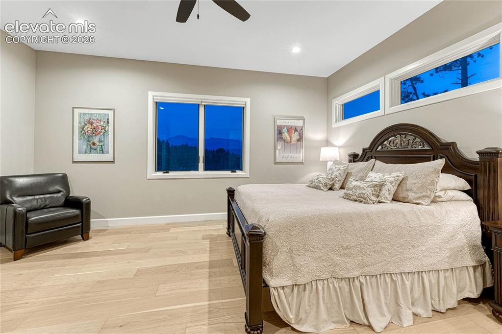 Image 18 of 48: Master Bedroom