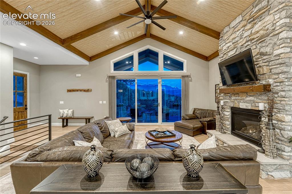 Image 9 of 48: Living Room