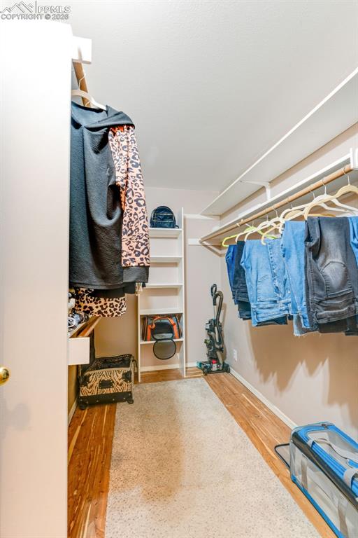 Image 20 of 37: Closet