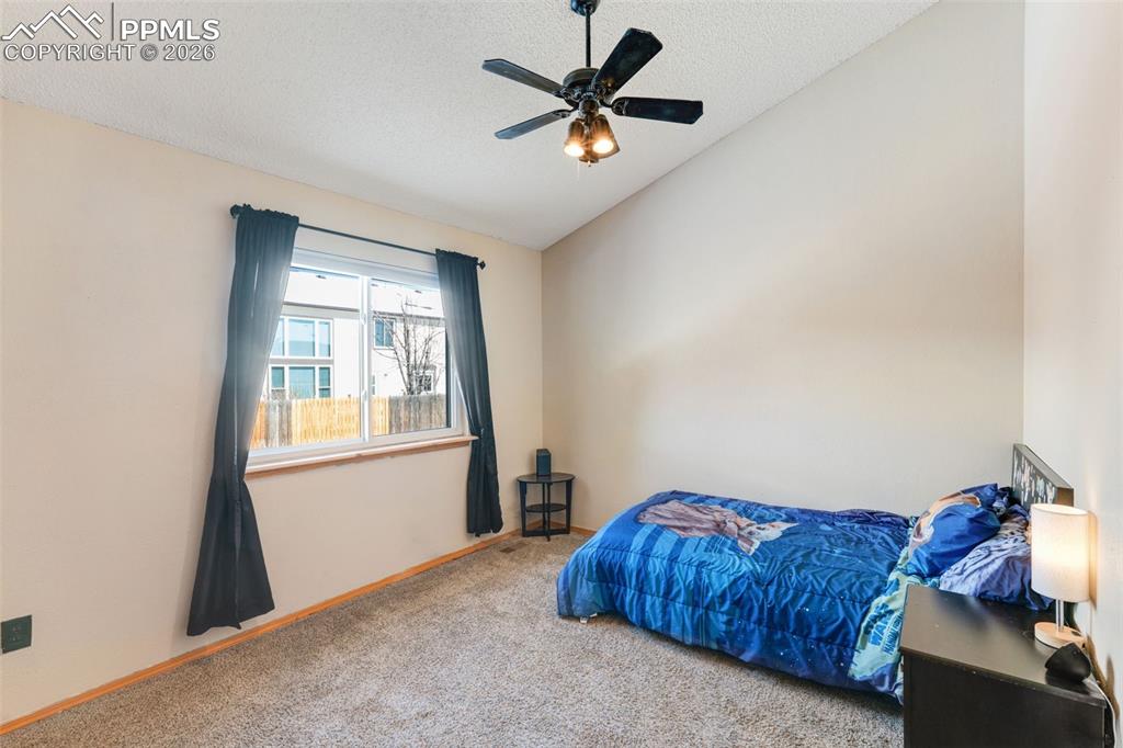 Image 21 of 37: Bedroom