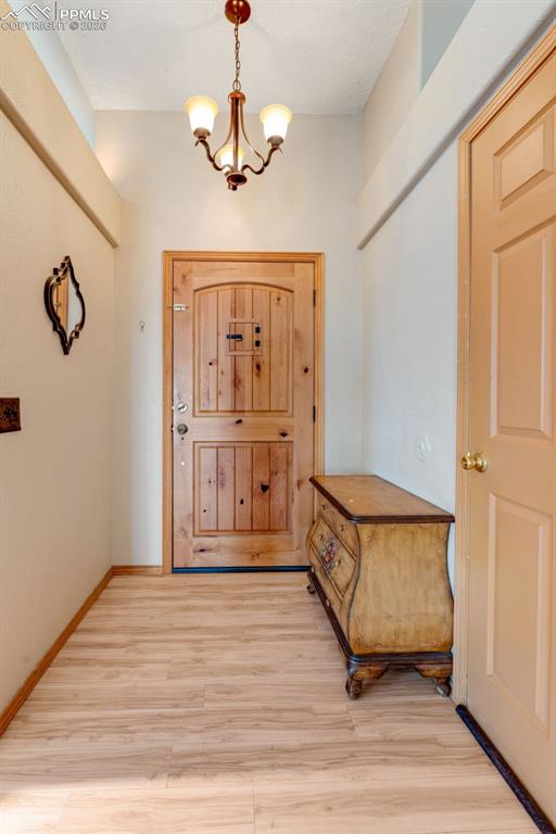 Image 5 of 37: Entry