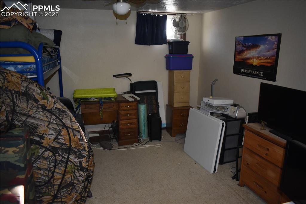 Image 14 of 47: Office