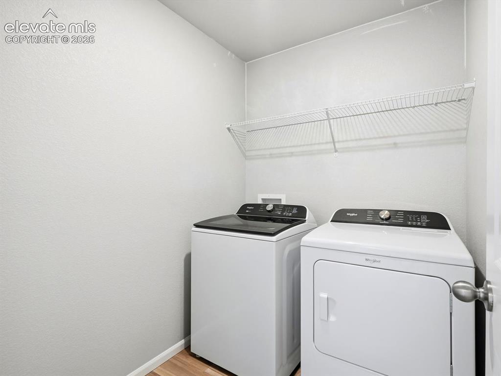 Image 17 of 27: Laundry