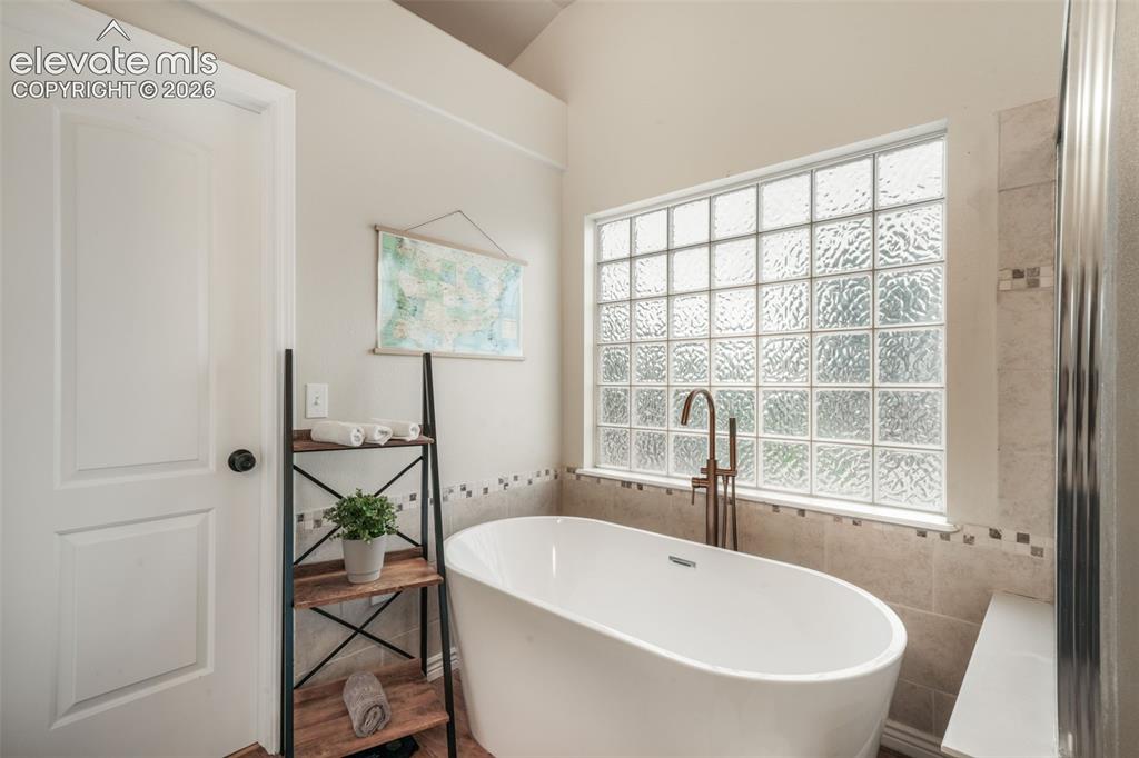 Image 26 of 50: Master Bathroom