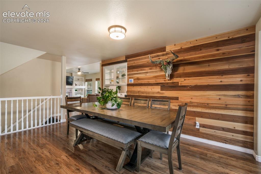 Image 9 of 50: Dining Room