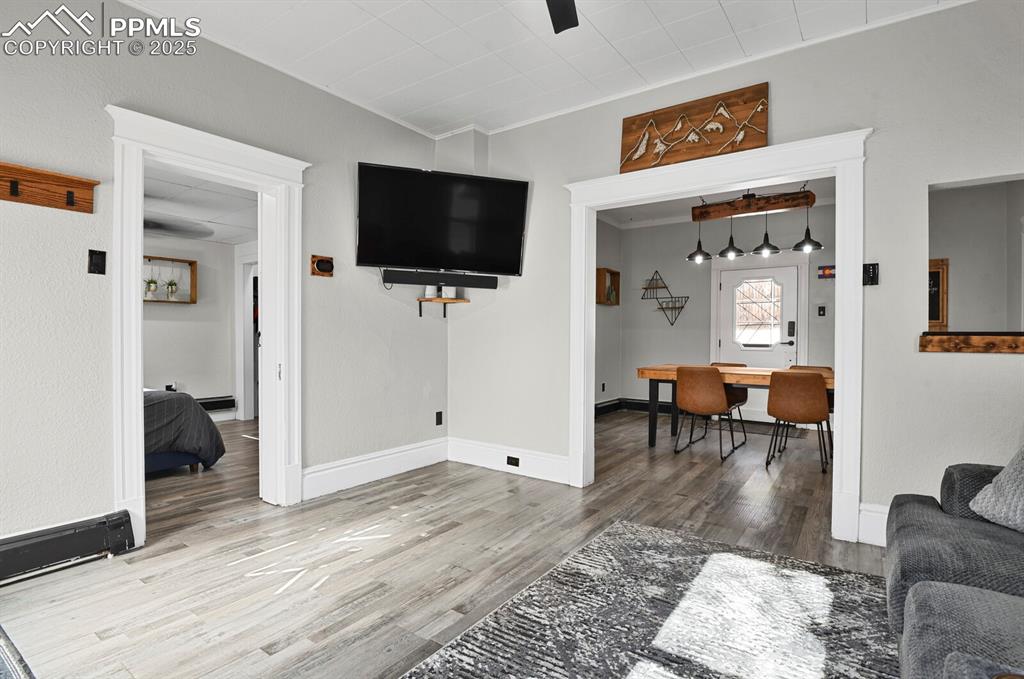 Image 10 of 39: Living Room