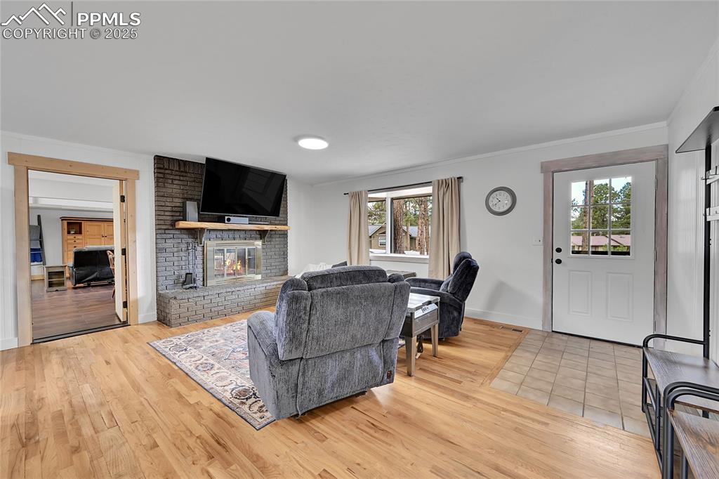 Image 6 of 46: Living Room