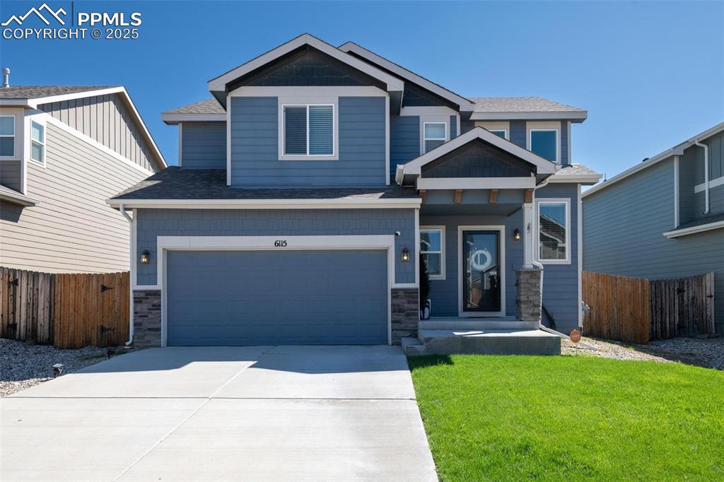 Image 27 of 28: Front of Structure