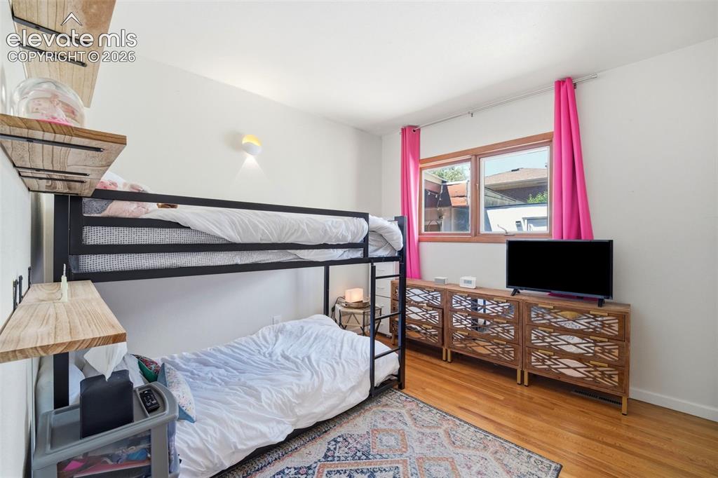 Image 20 of 43: Bedroom