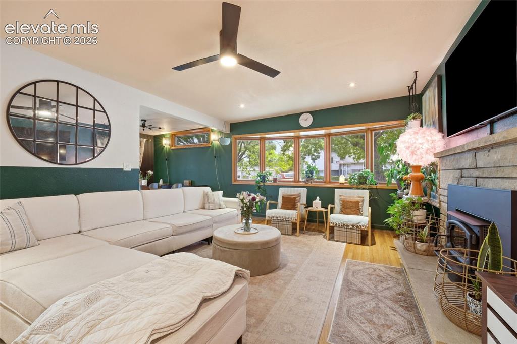 Image 7 of 43: Living Room