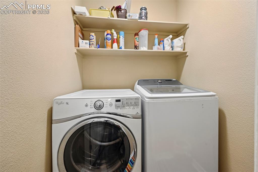Image 19 of 47: Laundry