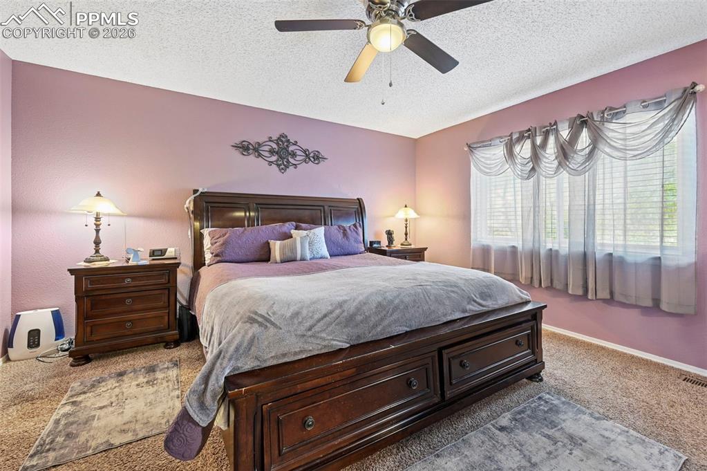 Image 30 of 47: Bedroom