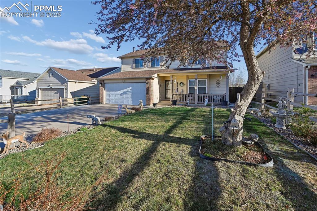 Image 4 of 47: Front of Structure