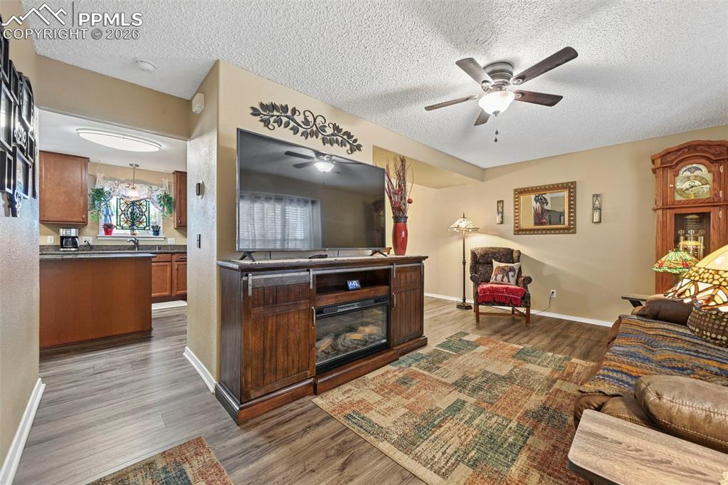 Image 7 of 47: Living Room