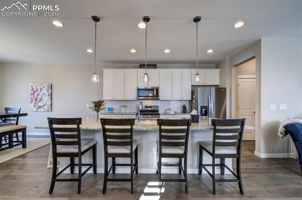 Image 17 of 39: Kitchen