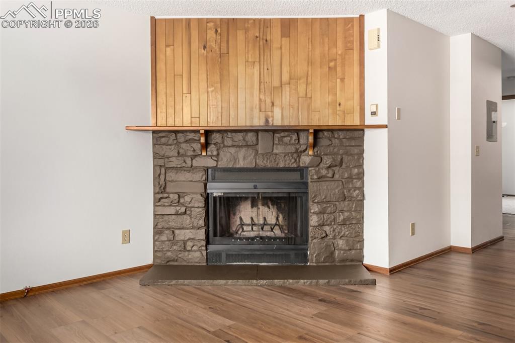 Image 6 of 25: Closing Instructions