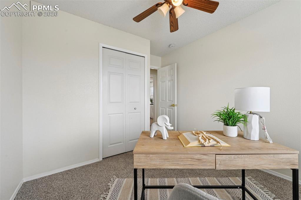 Image 11 of 33: Bedroom