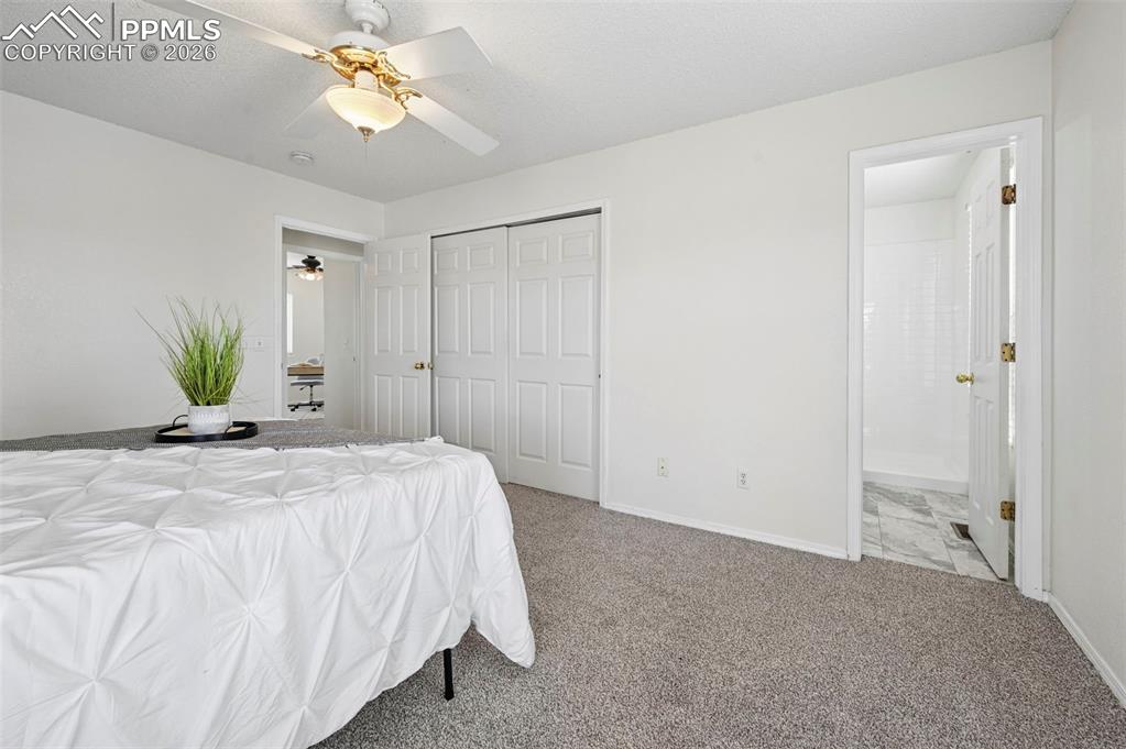 Image 15 of 33: Bedroom